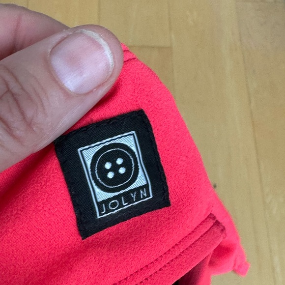 Jolyn - Picture 6 of 7